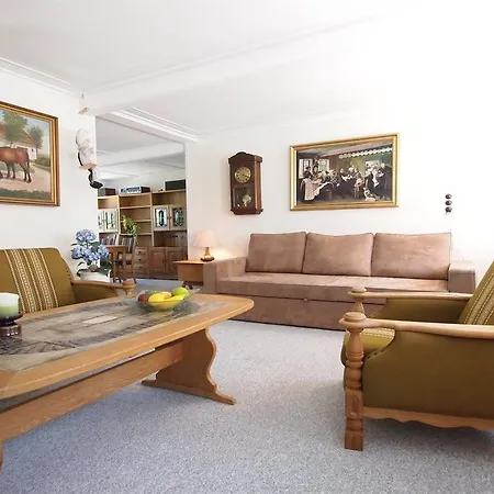 Three-bedroom Holiday Langebro 01 別荘